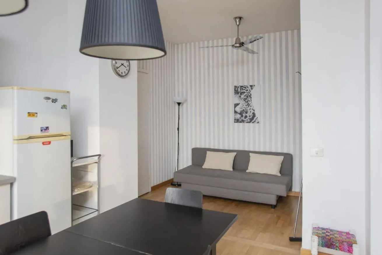 Apartman We Home - Ripamonti 66 Milánó
